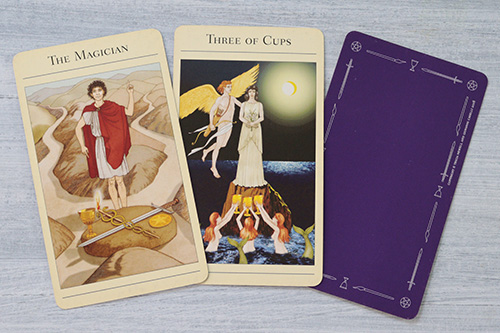 דוגמאות של קלפים מתוך חבילת הקלפים   The New Mythic Tarot